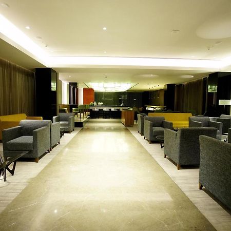 Hotel Blvd Club - Near Bengaluru Airport Settahalasūr Exterior foto